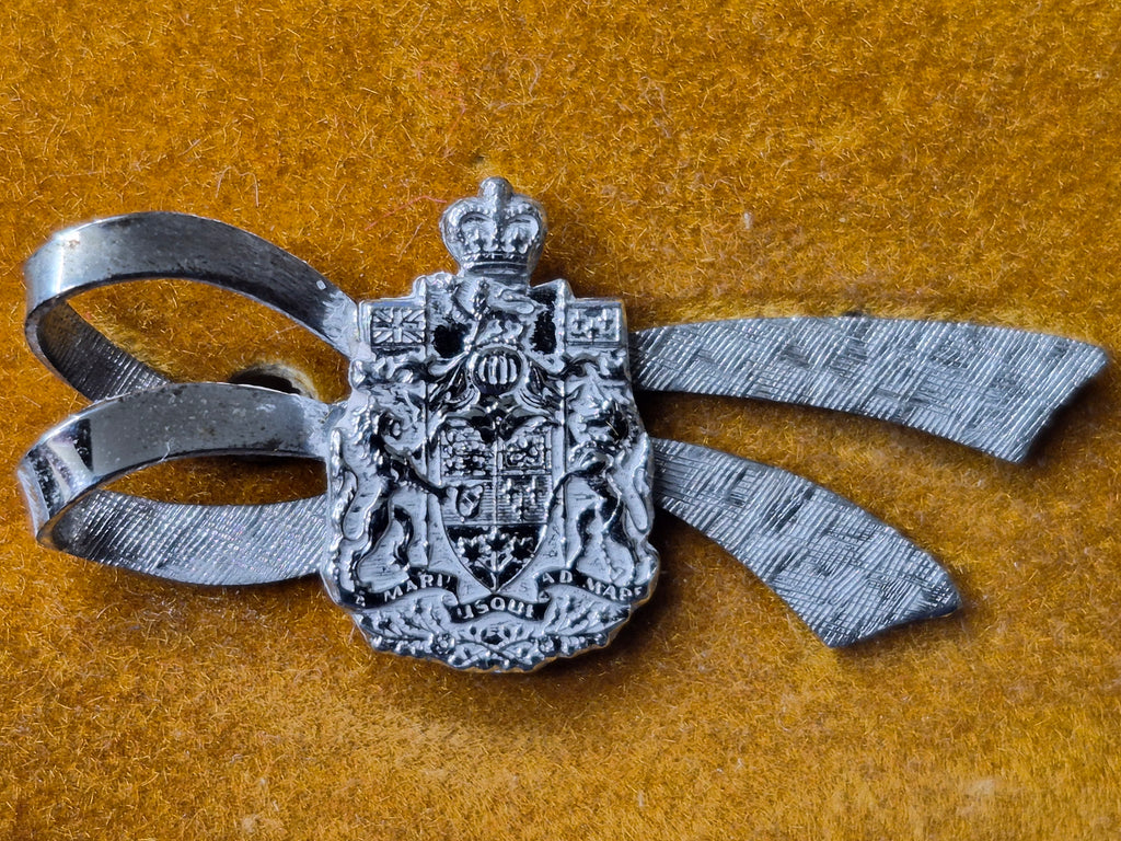 VINTAGE ROYAL CANADIAN MINT PIN/BROOCH COIN