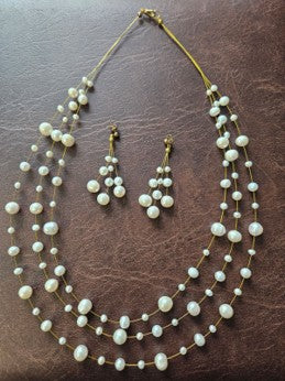 Freshwater Pearl Necklace and Earrings Set